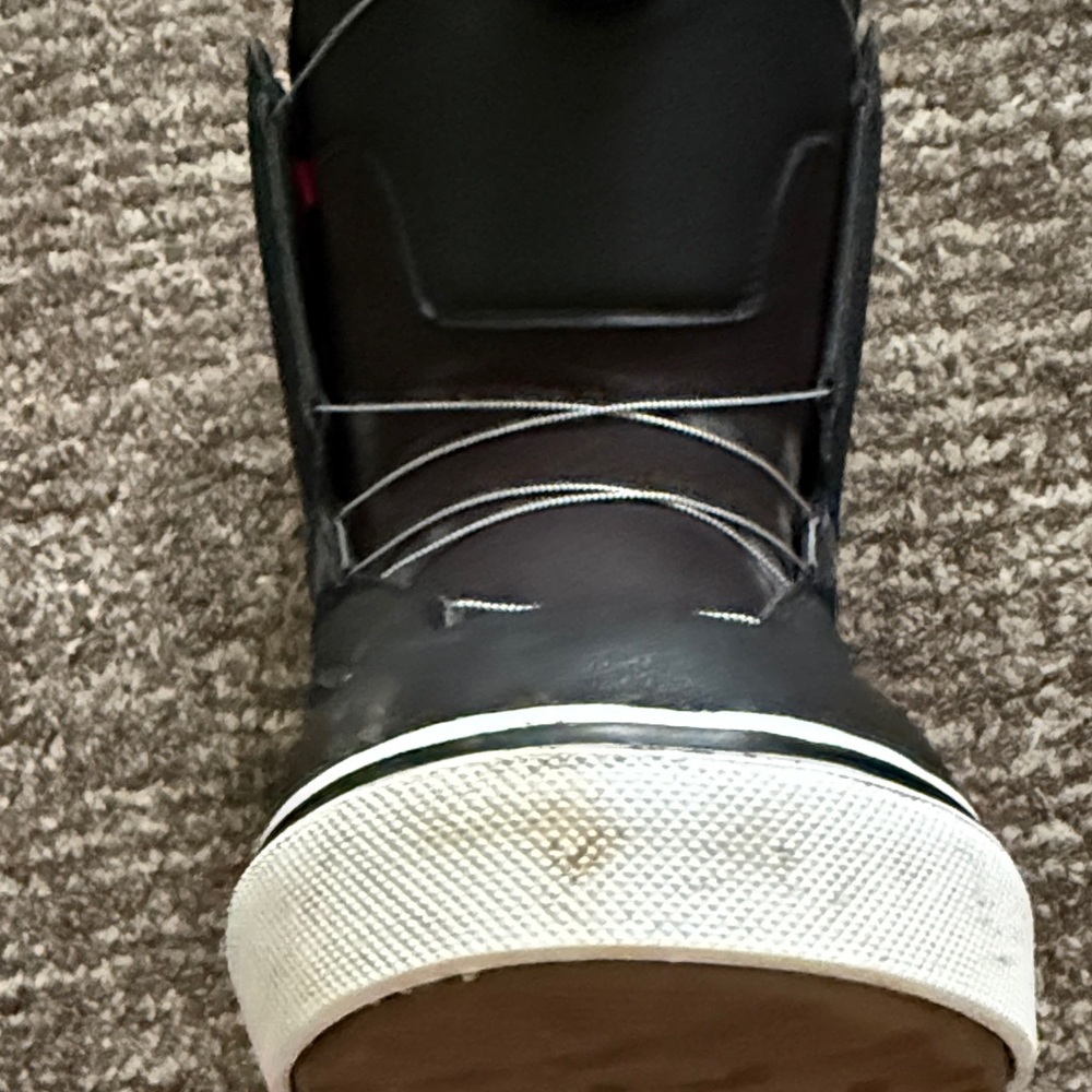 Vans Aura OG Black Snowboard Boots - Picture 9 of 14